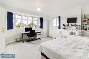 Bedroom- click for photo gallery